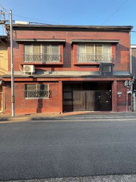 【建築条件無し南向き売地】価格７８００万円（更地渡し）